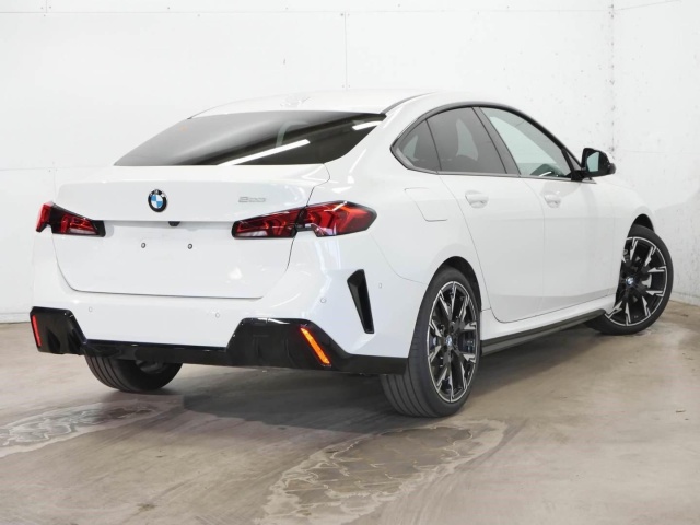 BMW 223