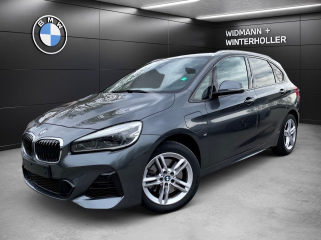 BMW 225