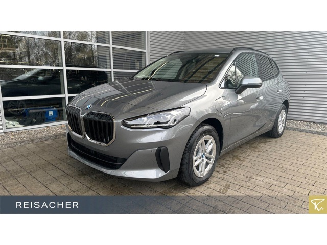 BMW 225