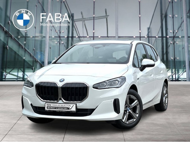 BMW 225
