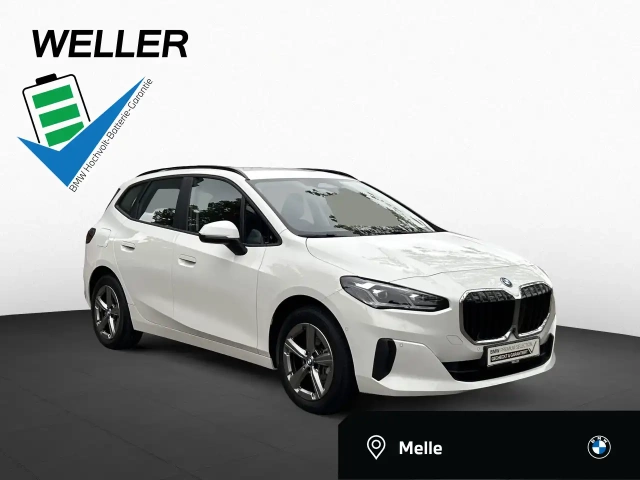 BMW 225