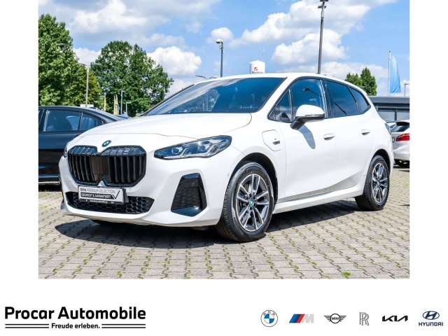 BMW 225