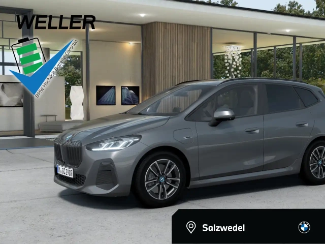 BMW 225