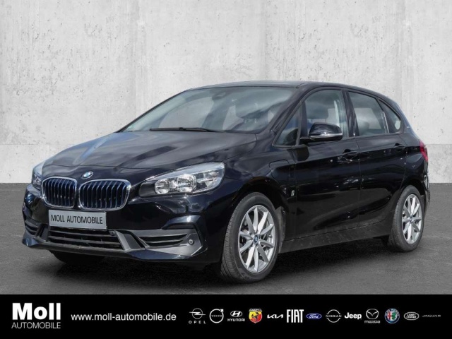 BMW 225