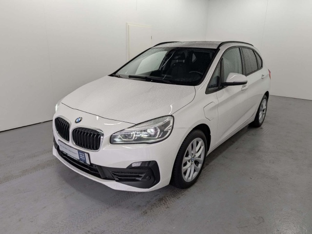 BMW 225