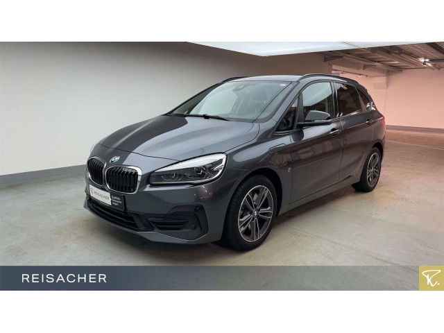 BMW 225