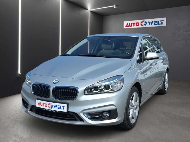 BMW 225