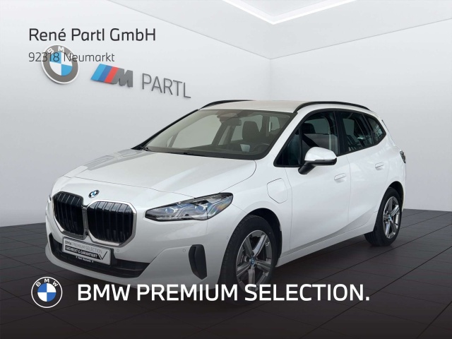 BMW 225