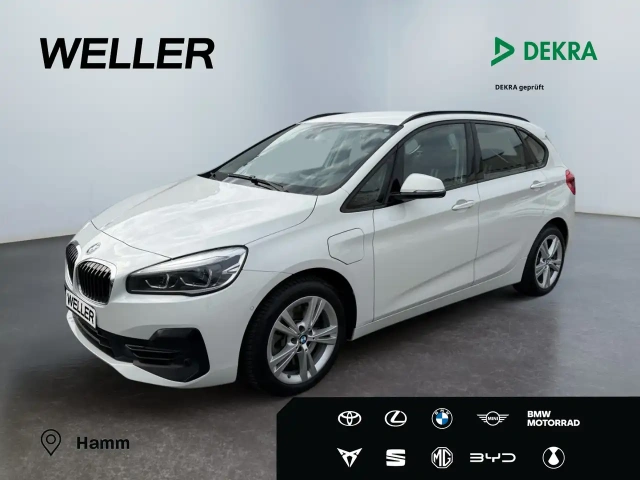 BMW 225