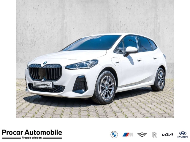 BMW 225