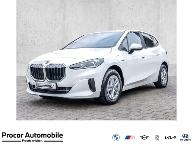 BMW 225