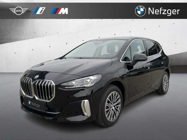 BMW 225