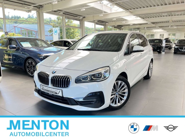 BMW 225