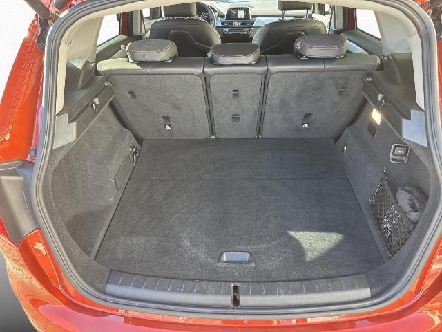 BMW 225