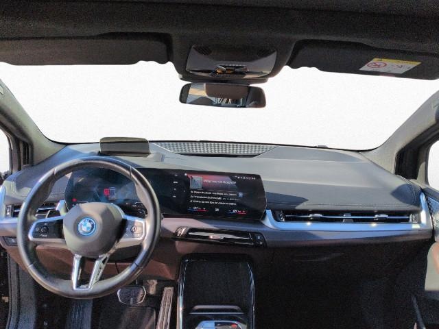 BMW 225