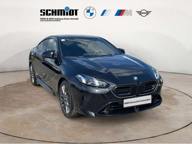 BMW 235