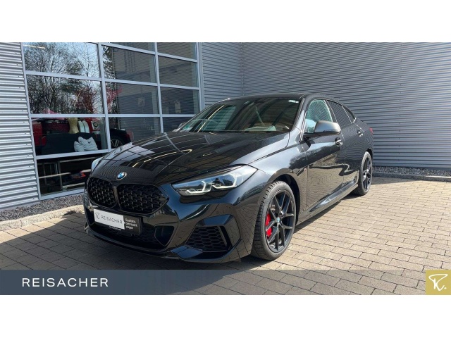 BMW 235