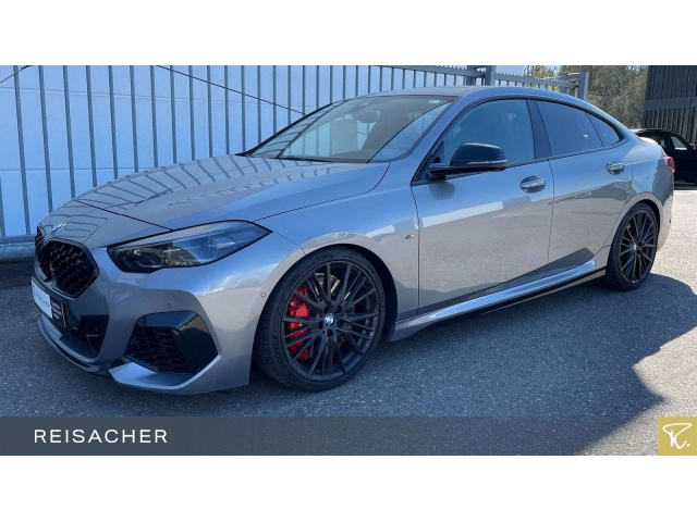 BMW 235