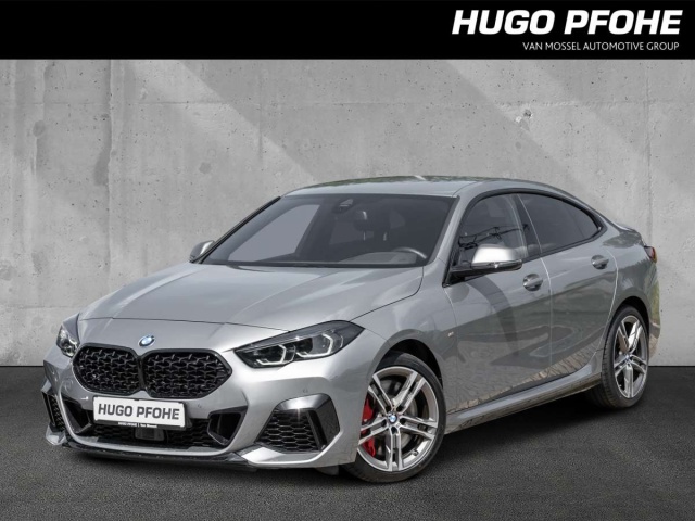 BMW 235