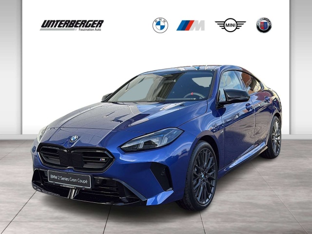 BMW 235