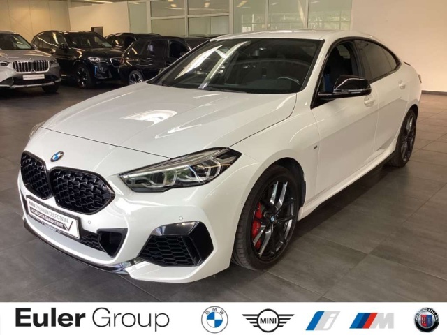 BMW 235