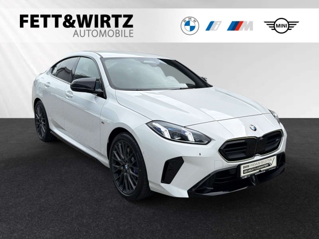 BMW 235