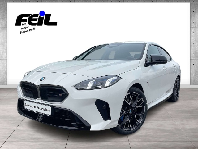 BMW 235