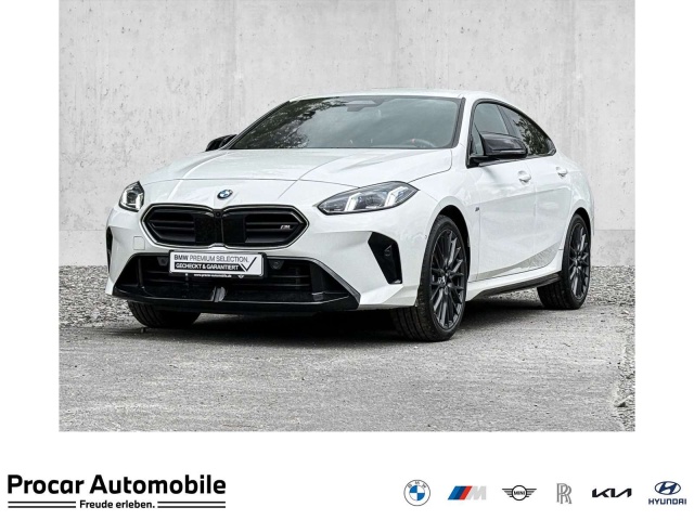 BMW 235