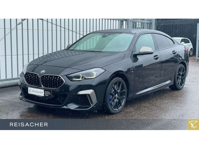 BMW 235