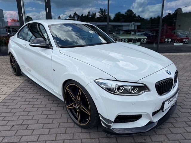 BMW 240