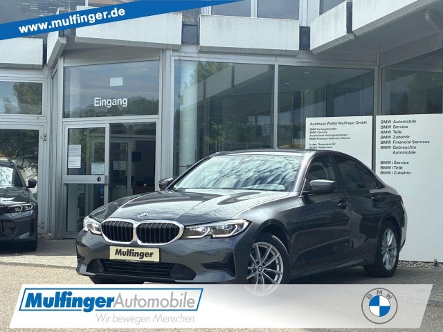BMW 320