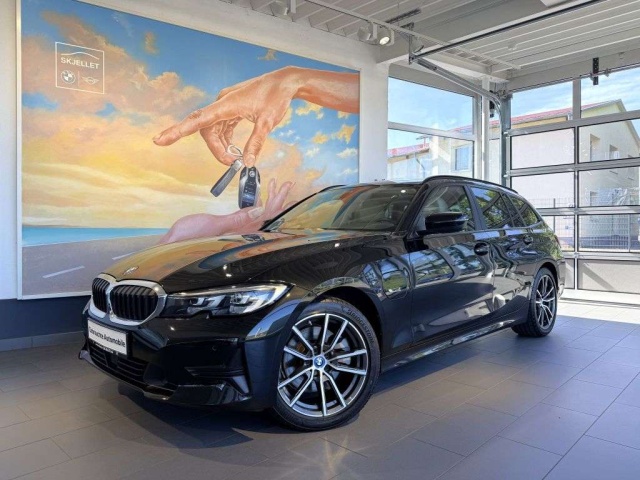 BMW 320