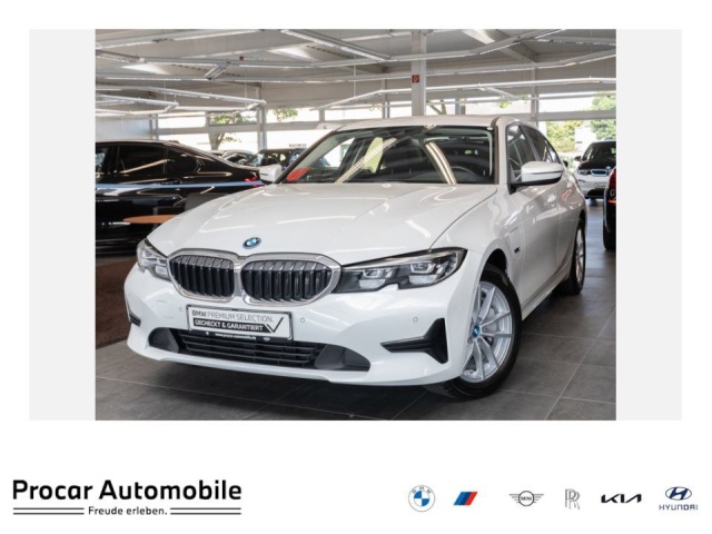 BMW 330