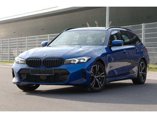 BMW 330