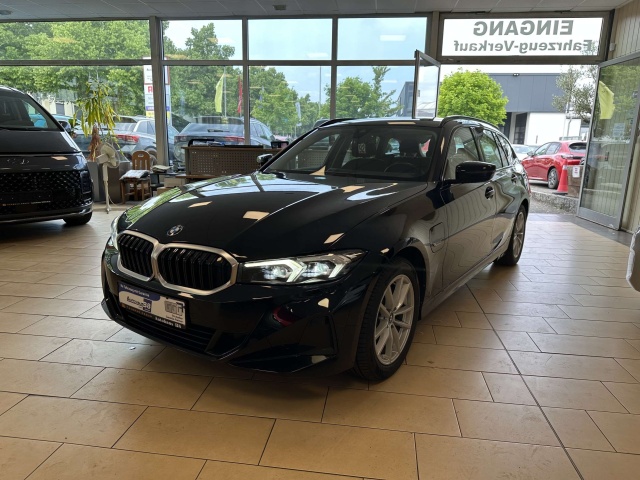 BMW 330