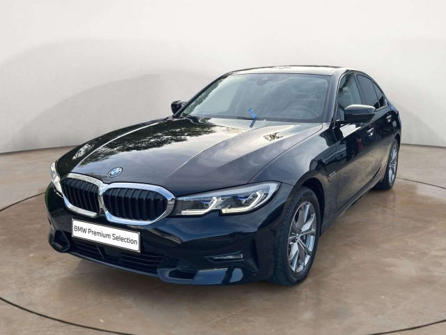BMW 330