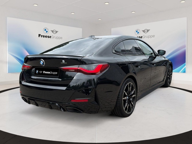 BMW 440
