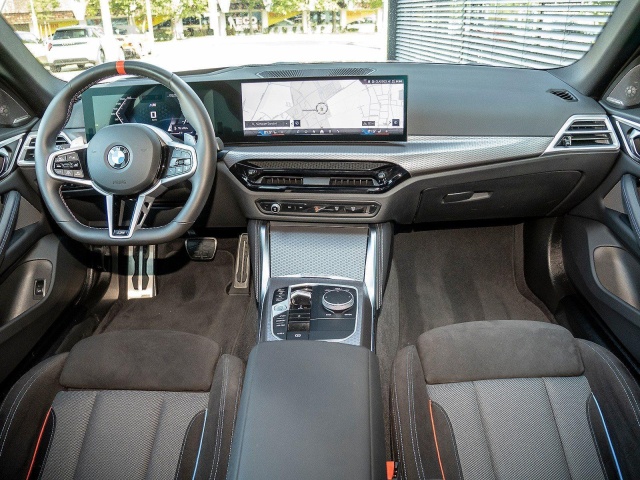 BMW 440