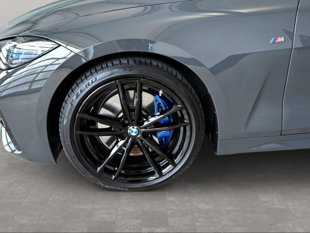 BMW 440