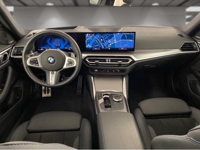 BMW 440