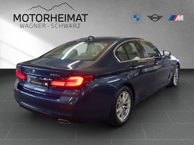 BMW 530