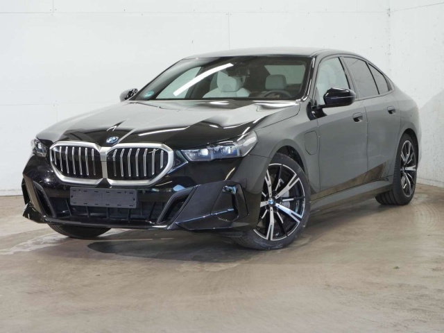 BMW 550