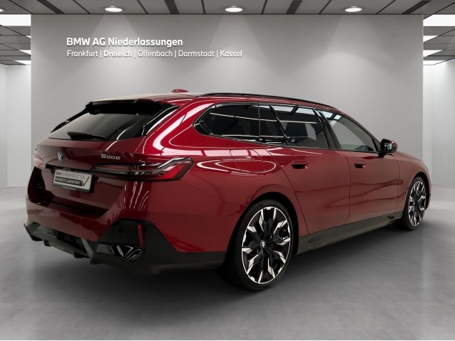 BMW 550