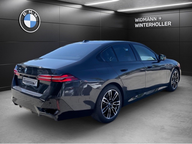 BMW 550