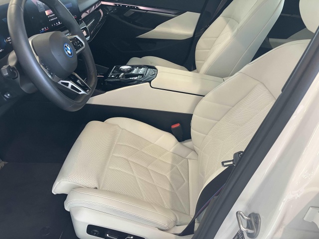BMW 550