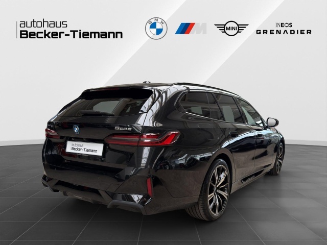 BMW 550