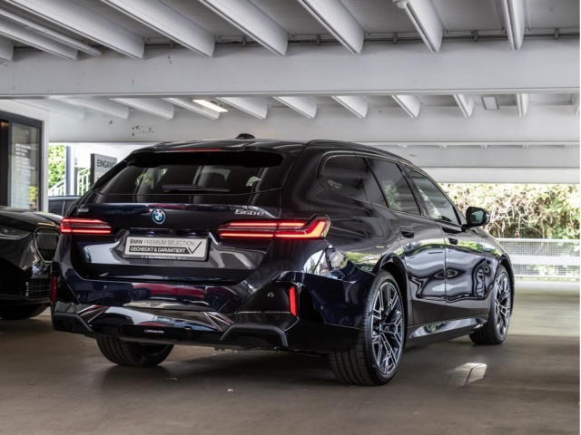 BMW 550