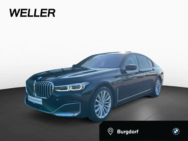 BMW 730