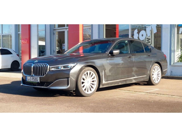 BMW 730