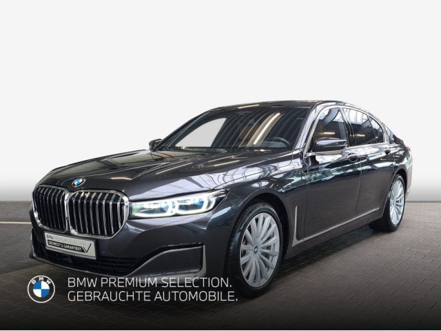 BMW 740